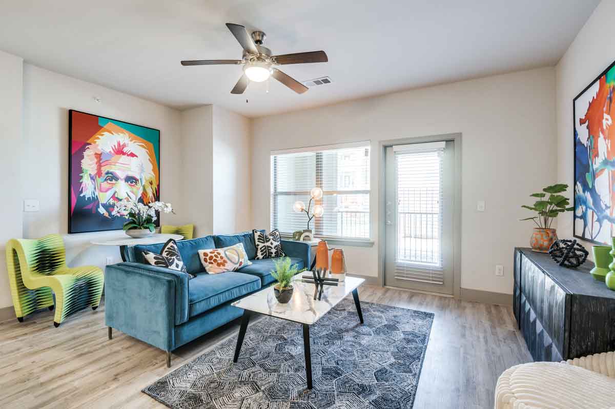 WEB-1711-w-francis-ave-midland-tx-79701-High-Res-5